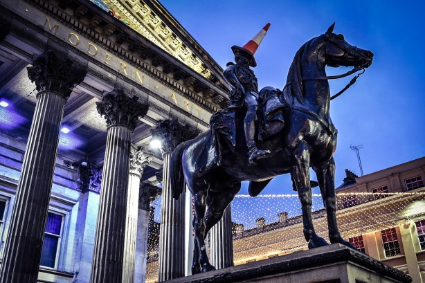 Foto 15-3-17 19 45 02